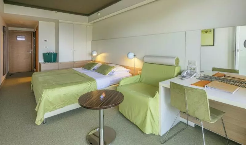 公園の見えるスタンダードルーム, Family Hotel Vespera