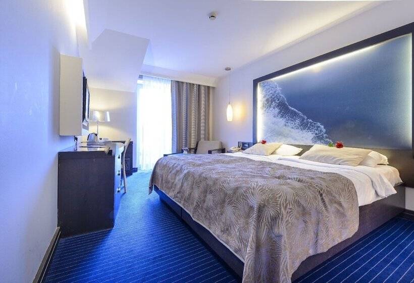 غرفة كلاسيكية, Lapad