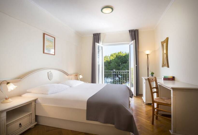 Люкс Повышенной Комфортности, Maistra Select Island Hotel Katarina