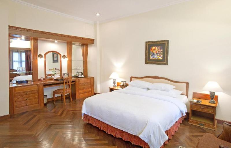 اتاق لوکس با چشمانداز شهر, Majestic Saigon