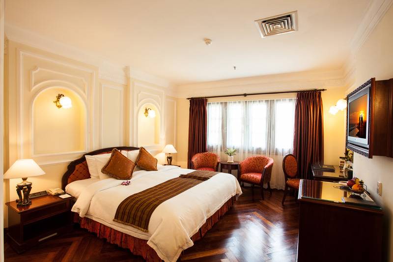 اتاق لوکس با چشمانداز شهر, Majestic Saigon