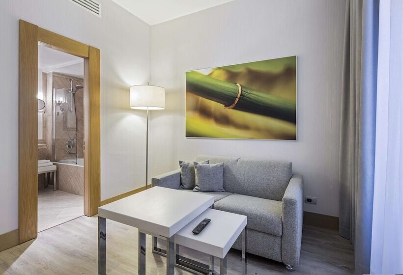 سوییت جونیور, NH Collection Milano Touring