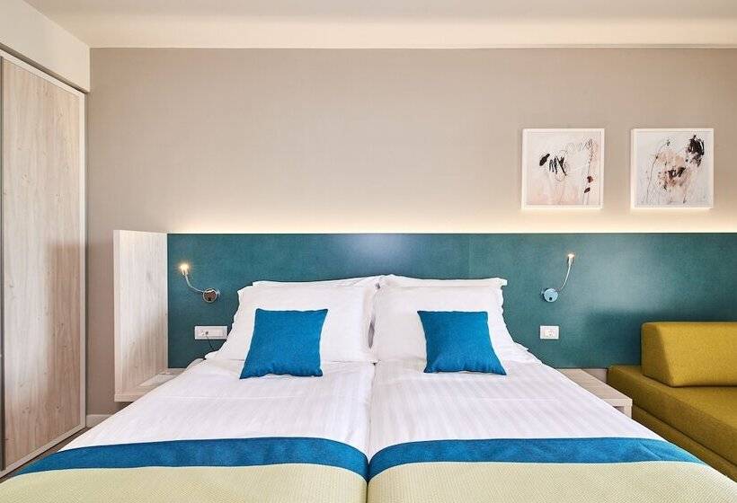 带阳台的高级房间, Sipar Plava Laguna