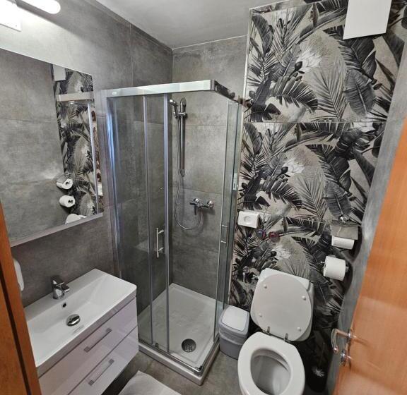 اتاق استاندارد, Tabor