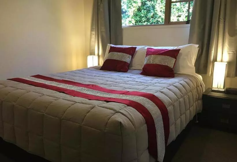 1ベッドルームアパートメント, Colonial Lodge Motel