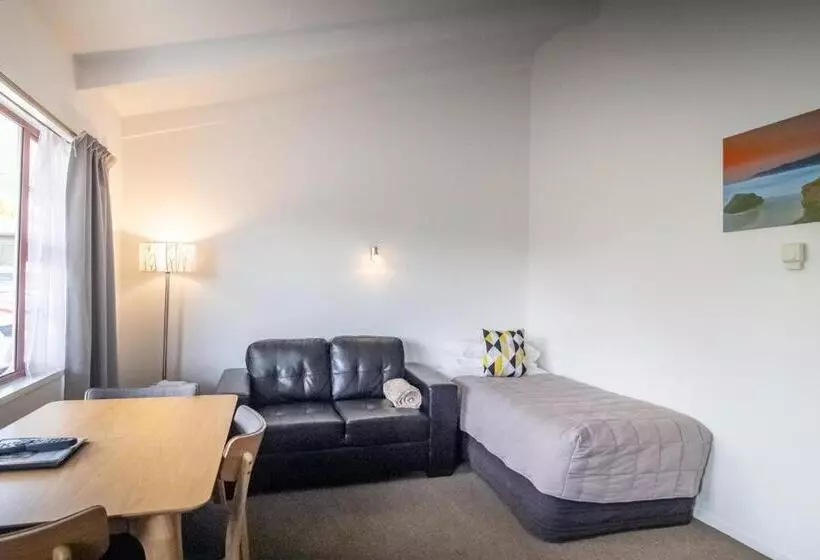 1ベッドルームアパートメント, Colonial Lodge Motel