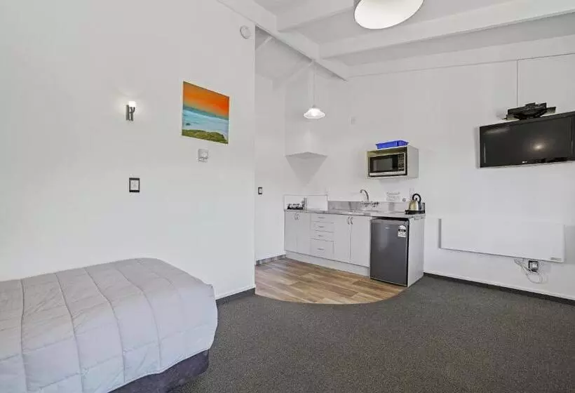 1ベッドルームアパートメント, Colonial Lodge Motel