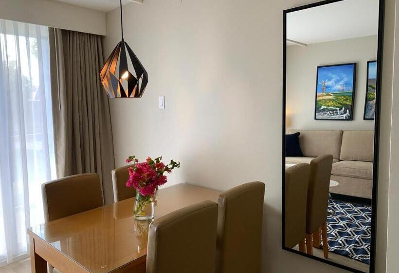 استودیوی استاندارد, Divi Flamingo Beach Resort