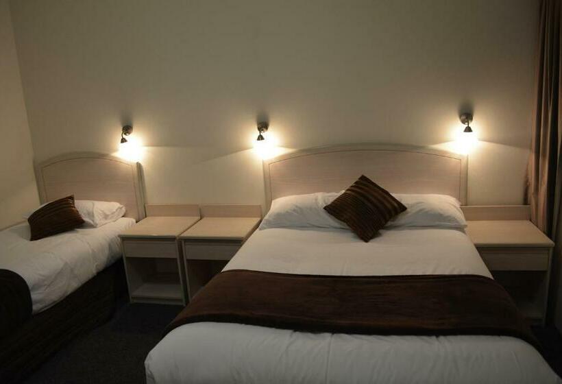 חדר דלוקס לשלושה, Alabaster Motor Inn