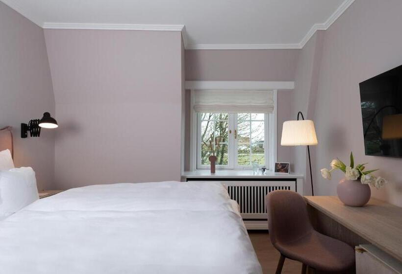 标准间, Benen Diken Hof