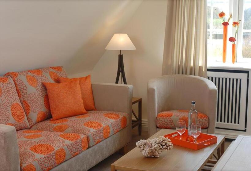 标准工作室, Benen Diken Hof