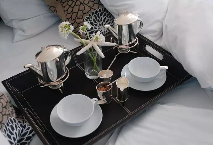 デラックスルーム, Benen Diken Hof