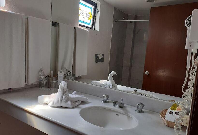 Номер Стандарт, De Mendoza