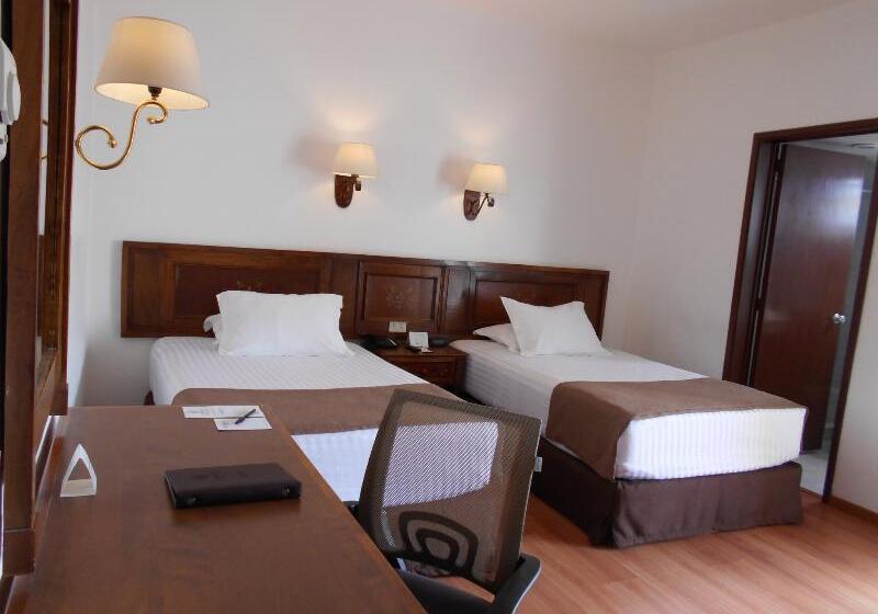 Номер Стандарт, De Mendoza