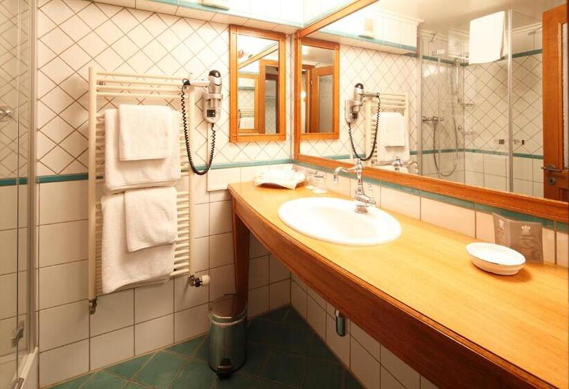 Люкс Дюплекс, Domaine De Chateauvieux