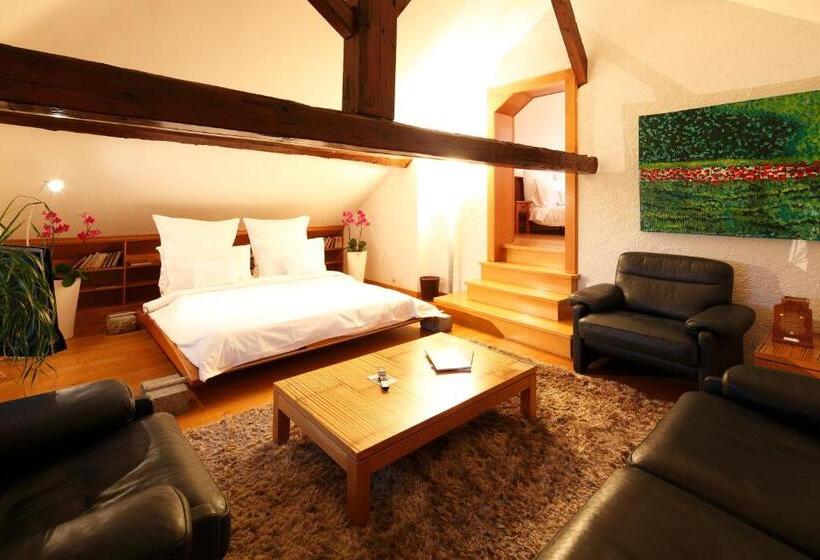 メゾネットスイート, Domaine De Chateauvieux