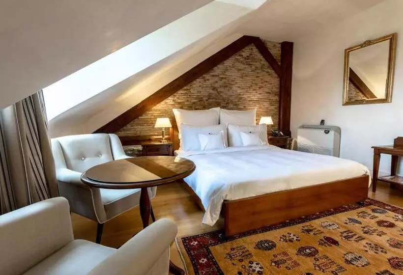 デラックスルーム, Domaine De Chateauvieux