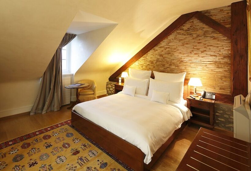 디럭스 룸, Domaine De Chateauvieux