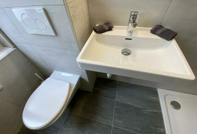 スタンダードルーム, Garni Dei Fiori