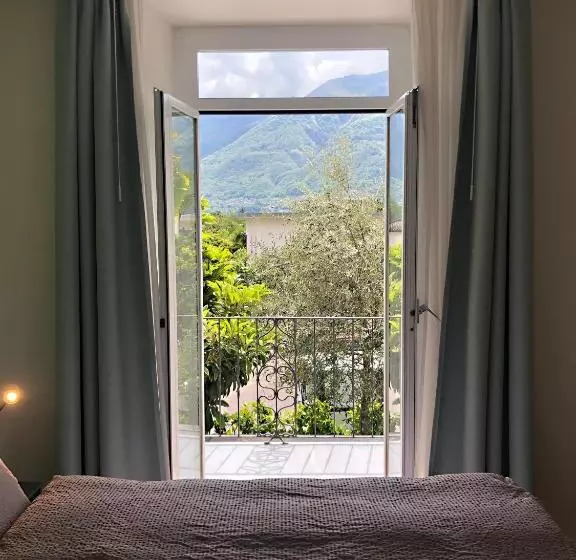 اتاق استاندارد با بالکن, Garni Dei Fiori