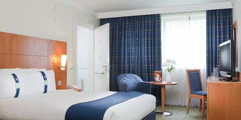 Standard-invahuone, Holiday Inn Maidenhead Windsor By Ihg