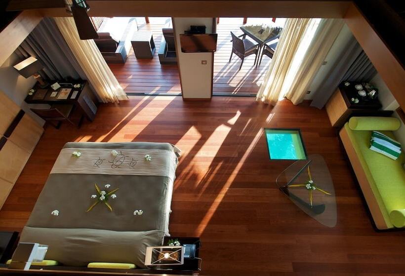 标准平房, Kia Ora Resort & Spa