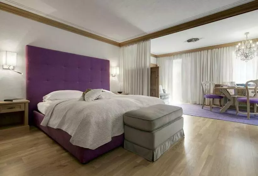 ロマンチックな部屋, La Perla: The Leading Hotels Of The World