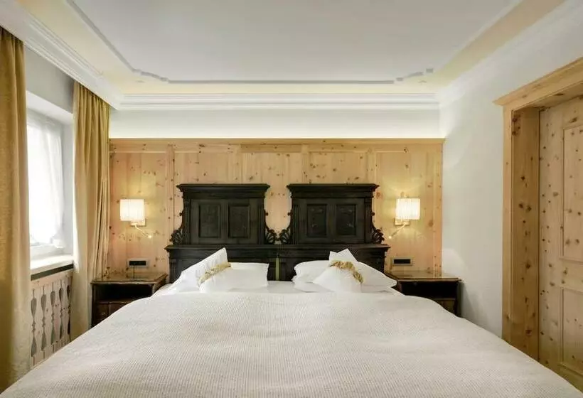 ロマンチックな部屋, La Perla: The Leading Hotels Of The World