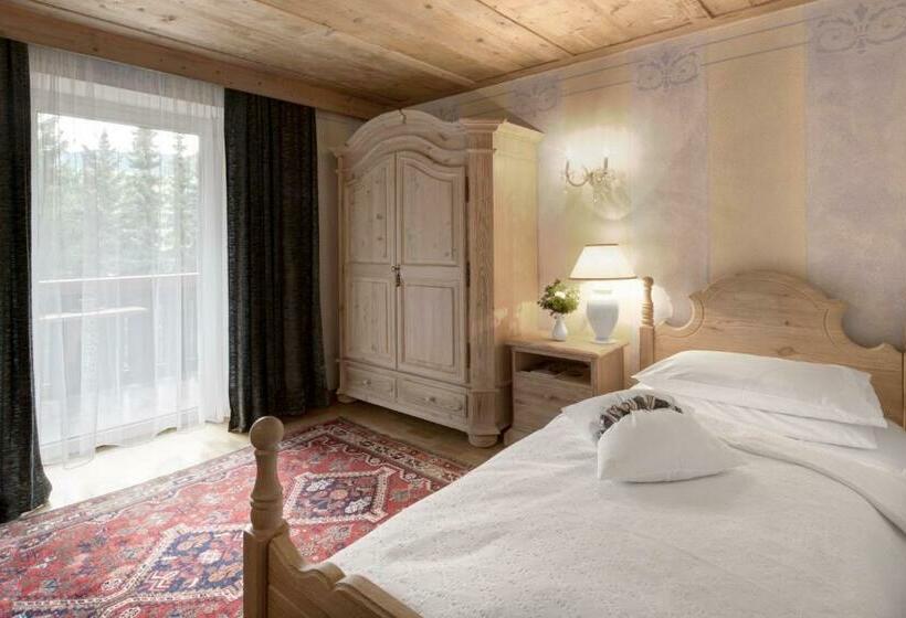 Номер Стандарт Индивидуальный, La Perla: The Leading Hotels Of The World