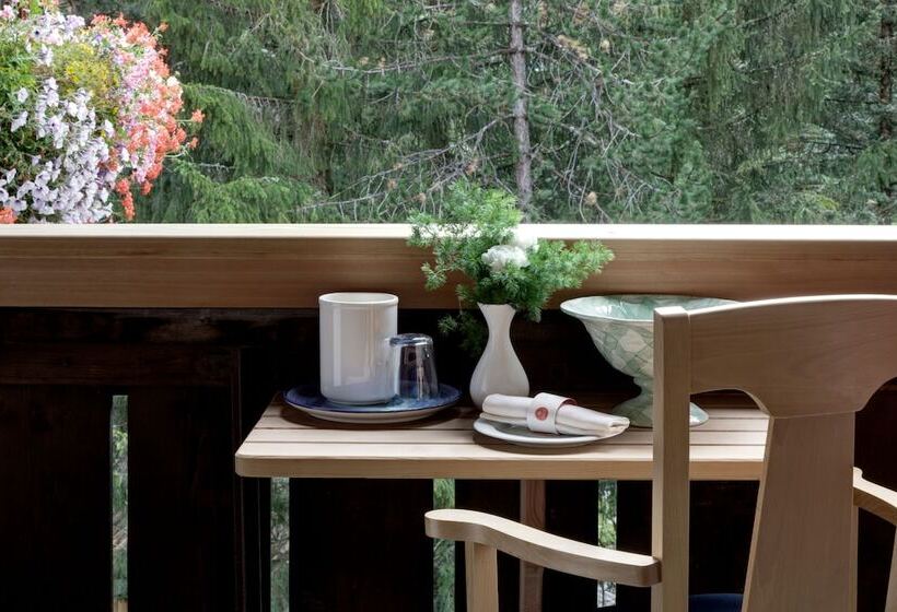 Номер Стандарт Индивидуальный, La Perla: The Leading Hotels Of The World