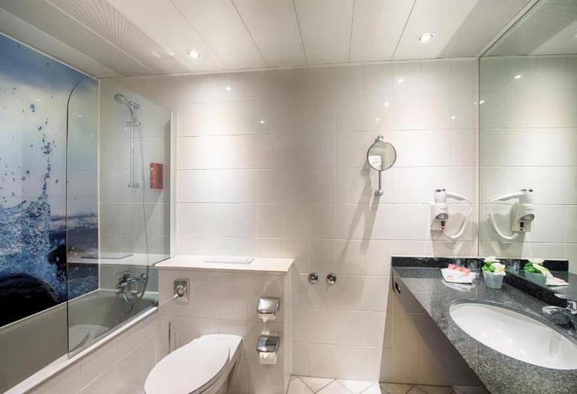 Трехместный Номер Superior, Leonardo Hotel Düsseldorf Airport Ratingen