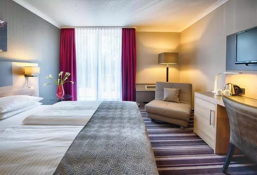 اتاق سوپریور سه تخته, Leonardo Hotel Düsseldorf Airport Ratingen