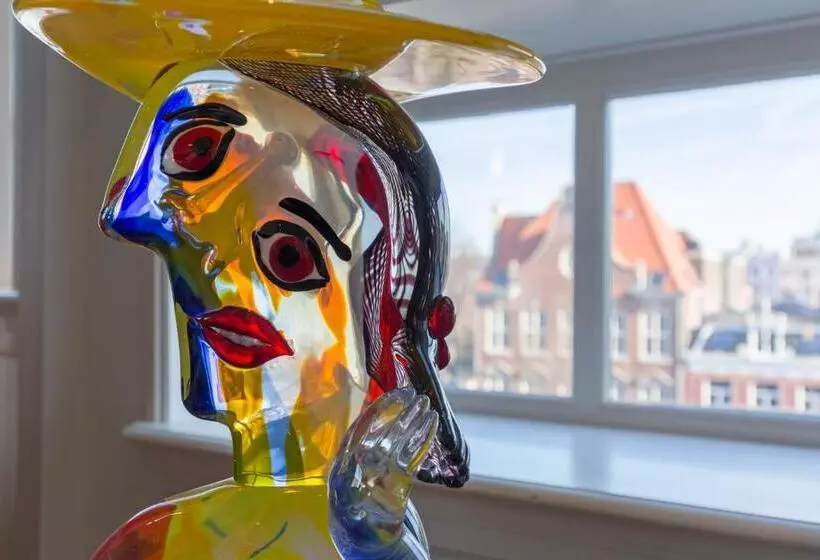 سوئیت با چشم‌انداز کانال, Radisson Blu Hotel, Amsterdam City Center