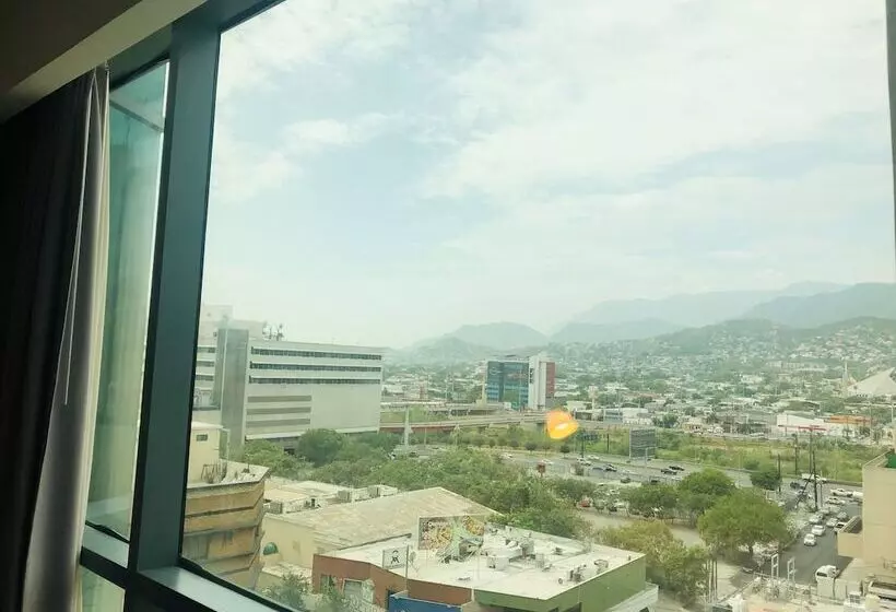 اتاق لوکس, Wyndham Monterrey Ambassador Centro