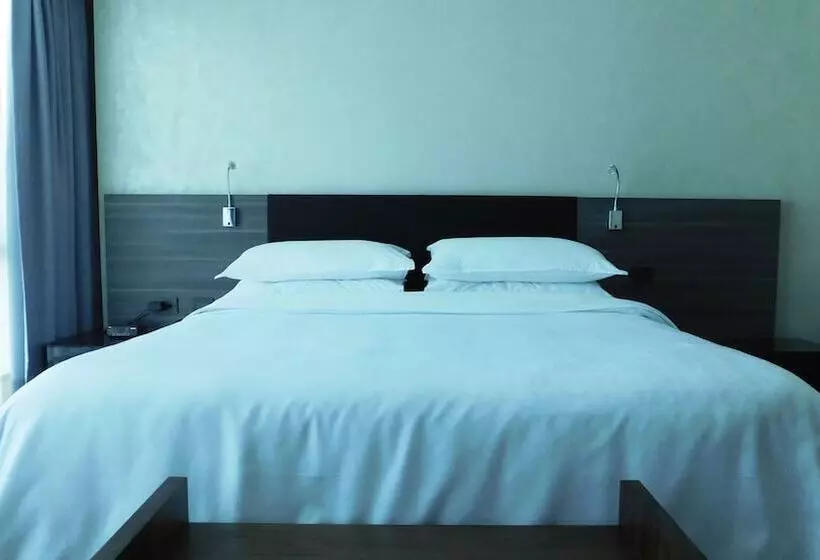 اتاق لوکس, Wyndham Monterrey Ambassador Centro