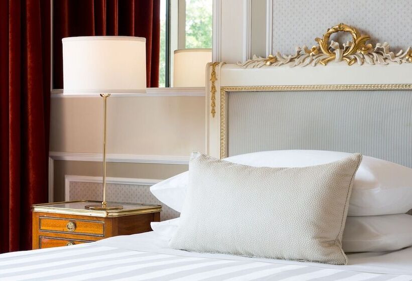 סוויטת ג'וניור, Sina Villa Medici, Autograph Collection