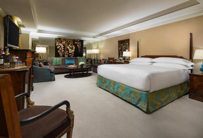 주니어 스위트 킹사이즈 침대, The Michelangelo