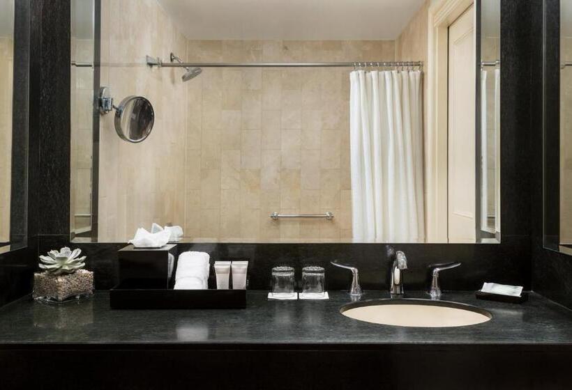 스탠다드 스튜디오 킹침대, The Michelangelo