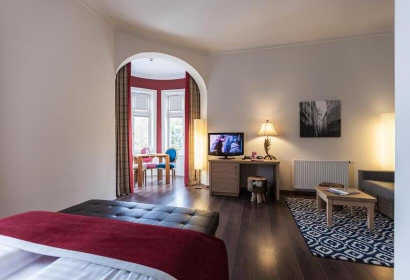 Quarto Premium, Villa Carlton   Adults Only