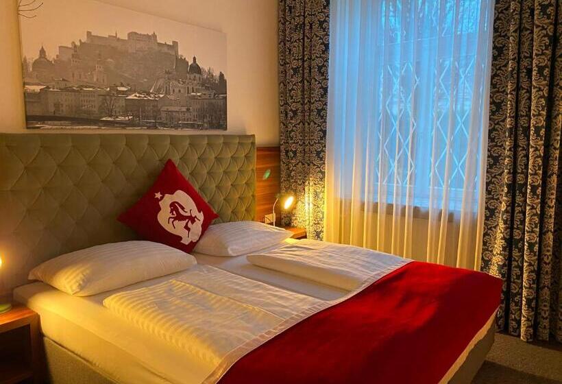Quarto standard, Villa Carlton   Adults Only