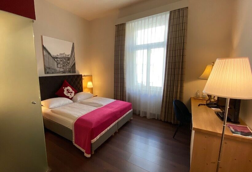 Quarto standard, Villa Carlton   Adults Only