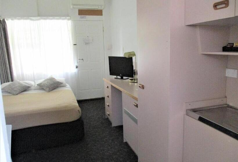 חדר אקונומי, Cronulla Motor Inn
