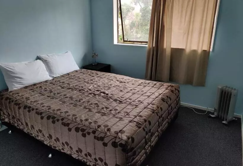Perhehuone, Motel Villa Del Rio