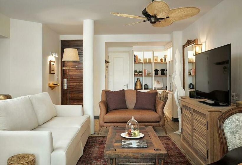 Senior Suite, Paradise Cove Boutique