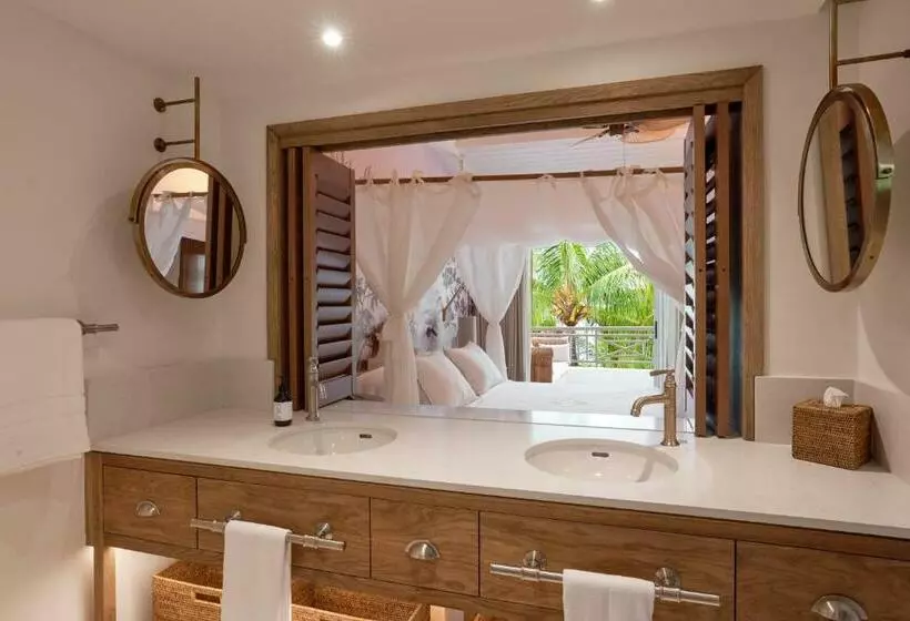 اتاق پرمیوم, Paradise Cove Boutique
