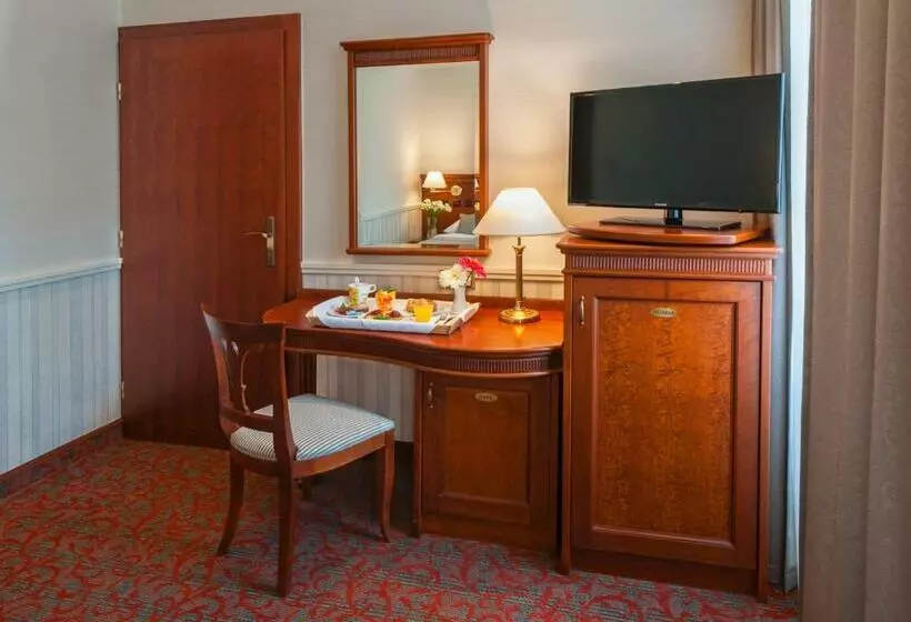 اتاق استاندارد یک نفره, Adria Hotel Prague