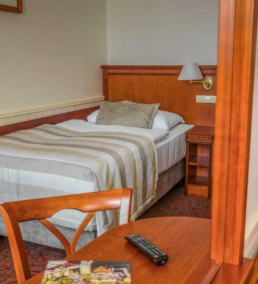 اتاق استاندارد یک نفره, Adria Hotel Prague