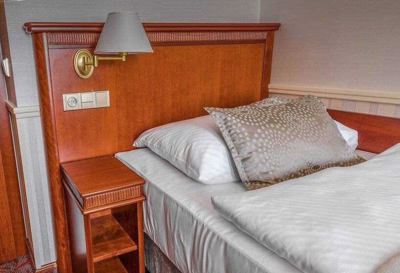 اتاق استاندارد یک نفره, Adria Hotel Prague