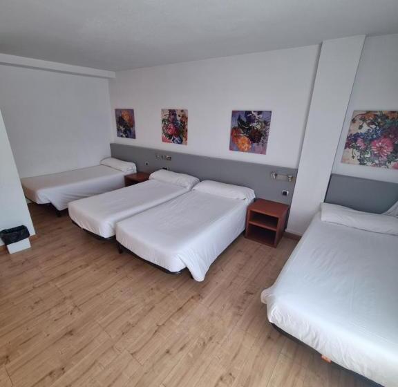 اتاق خانوادگی, Avanti