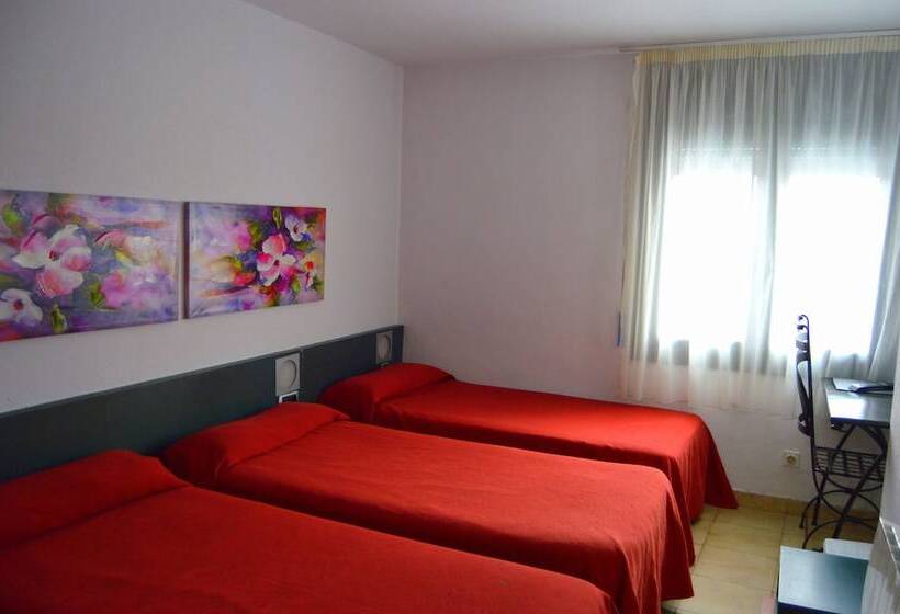 اتاق استاندارد سه نفره, Avanti